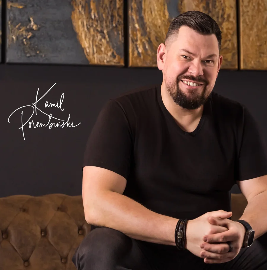 Kamil Porembiński z odręcznym podpisem